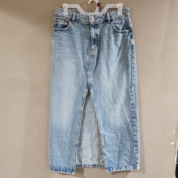 Garage Dresses & Skirts - Garage Denim Maxi Skirt Size Small Light Blue